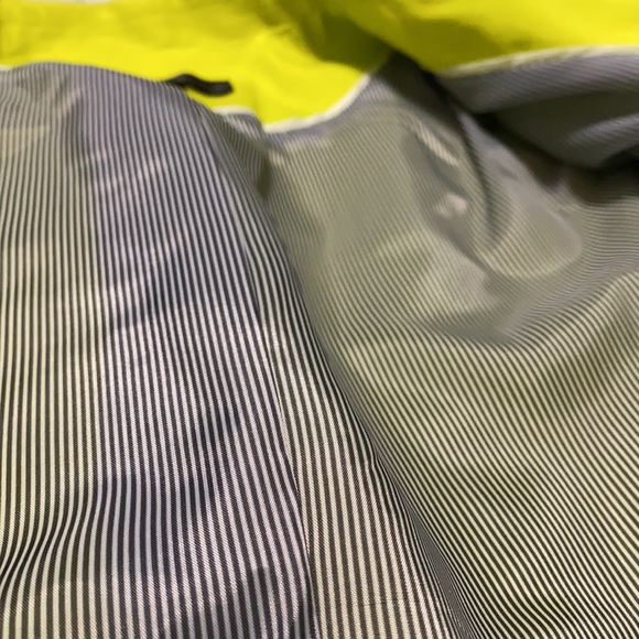 Lime Yellow Jacket! - Picture 7 of 7